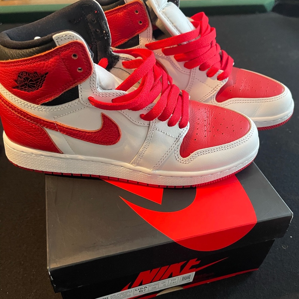 Nike Red and White High-Tops